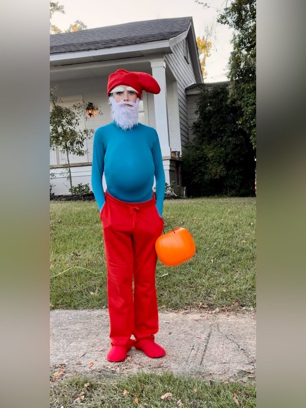 Unisex Kid's Large Papa Smurf Halloween Costume
10 Piece